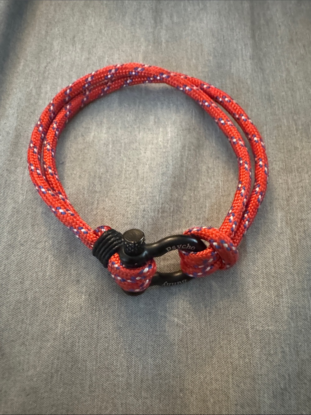 Psycho Bunny Red Braided Rope Bracelet with Black Metal Shackle rare bracelets